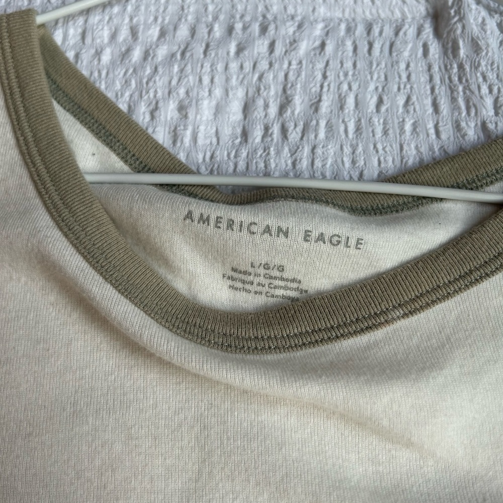 american eagle tee - Picture 2 of 2